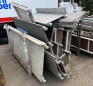 Scaffolding platform with toe boards mixed sizes - 11 pieces