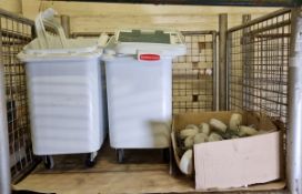 2x White Rubbermaid bins & box of castors