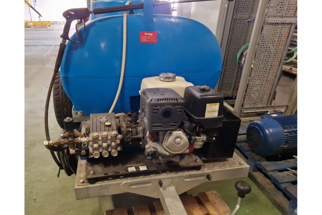 Taskman Pressure Washers commercial pressure washer on trailer - Interpump Group WS201 200 BAR - Image 3 of 12