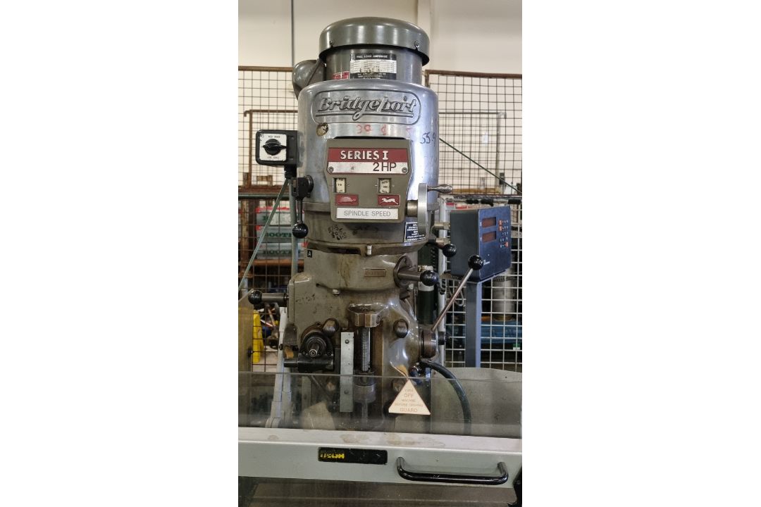 Bridgeport Series 1 HP2 milling machine - 3 phase - W 1470 x D 1700 x H 2250mm with Heidenhain DRO - Image 3 of 14