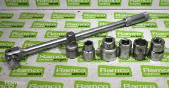 Britool breaker bar and sockets