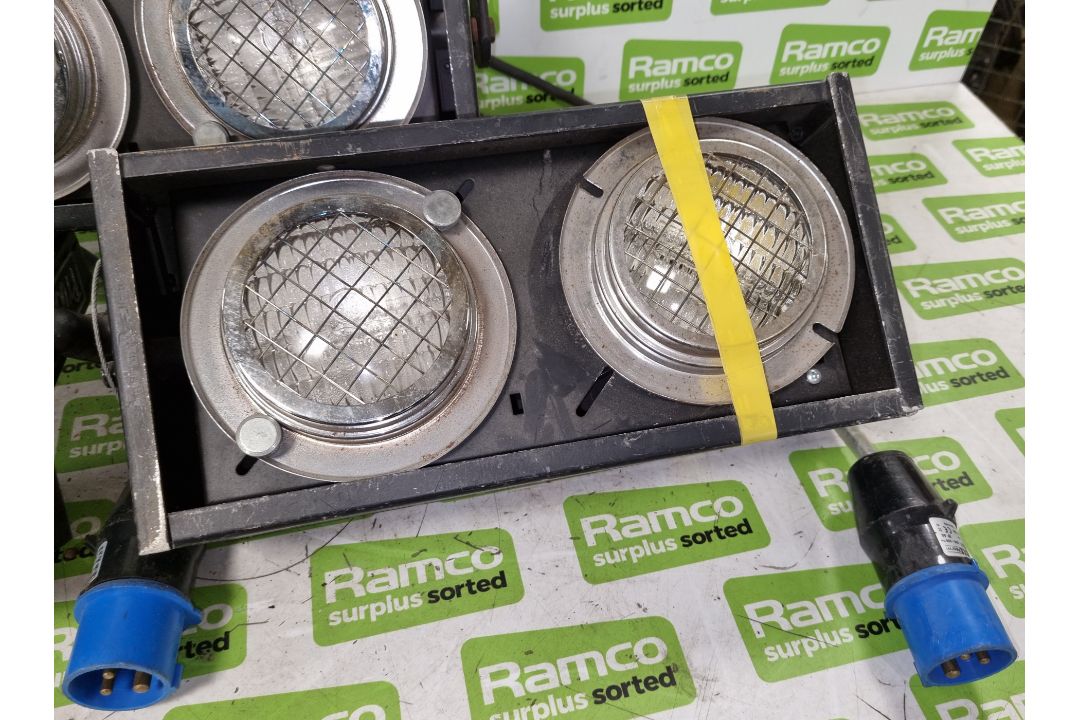 3x Pro Can 2 lite stage blinder lights - Image 4 of 5