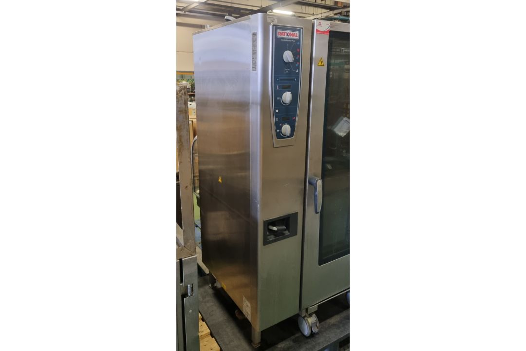 Rational CMP 201G Combimaster Plus oven - with roll in tray holder - W 880 x D 800 x H 1800 mm - Image 8 of 14