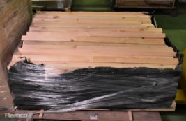 Pallet of triangle ended timber lengths - approx. 100 pcs - L 1200mm