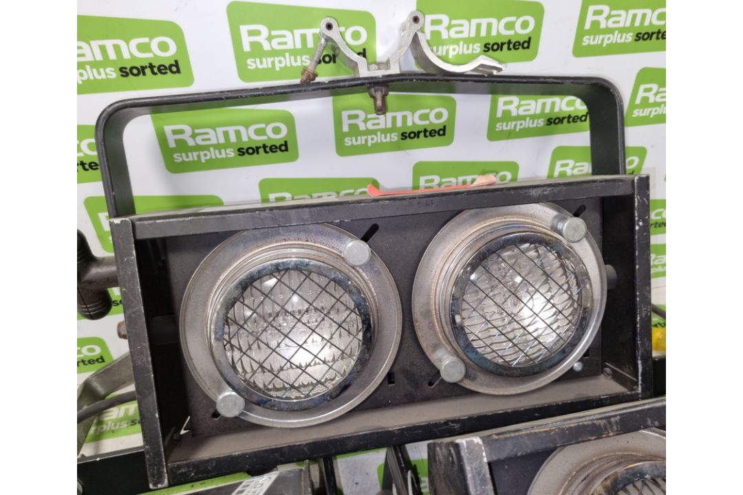 3x Pro Can 2 lite stage blinder lights - Image 3 of 5