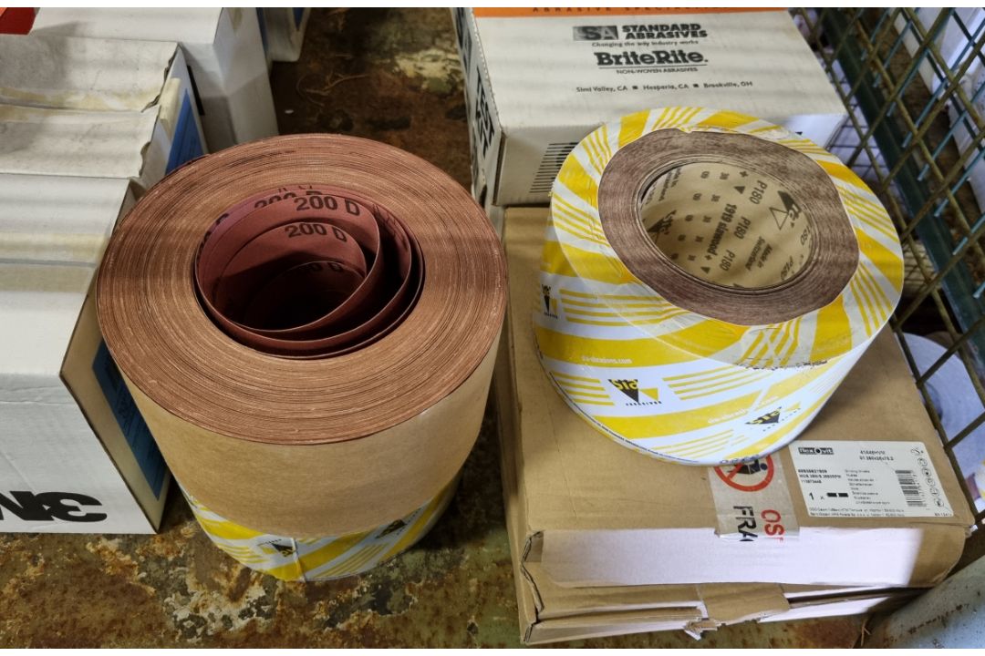 DIY consumables - Flap discs, deburring wheels, sanding belts and ceramic fibre discs - Image 4 of 11