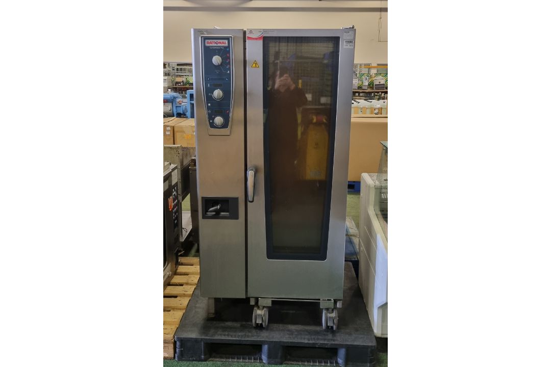 Rational CMP 201G Combimaster Plus oven - with roll in tray holder - W 880 x D 800 x H 1800 mm - Image 1 of 14