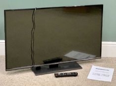 ELECTRICS - Panasonic television, model no. TX-43FX550B with remote control E/T