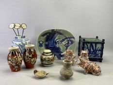 REPRODUCTION ORIENTAL CERAMIC IMARI PATTERN PIG & TWO FROGS, 13cms H, bamboo design jardiniere,