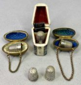 CHARLES HORNER & OTHER CHESTER SILVER THIMBLES (5) - two egg shaped gilt metal thimble cases and a