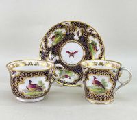 CHAMBERLAIN WORCESTER PORCELAIN TRIO, c. 1810, comprising tea cup, saucer and coffee cup, overall