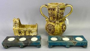 IN THE MANNER OF THOMAS TOFT 20TH CENTURY STUDIO POTTERY SLIPWARE FOUR HANDLED VASE - tube lined