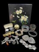 ASSORTED JEWELLERY & WATCHES comprising silver chunky curb link charm bracelet with various charms