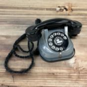 VINTAGE BELGIAN FTR BAKELITE & METAL TELEPHONE, c. 1950s, with hinged carry handle (fitted with