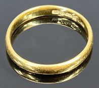 22CT GOLD WEDDING BAND - Birmingham date letter for 1937, Size M, 2.8grms