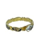 RARE EARLY 18TH CENTURY ROCK CRYSTAL GOLD & BLACK ENAMEL MOURNING RING, set skull rock crystal