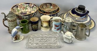 AMHERST JAPAN IRONSTONE - 3 graduated fruit bowls decorated with flowers and leaves in blue,