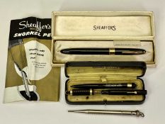 VINTAGE PENS & PENCILS GROUP - to include a Sheaffer's Statesman snorkel pen in black with gilt