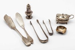 ASSORTED SILVERWARE, to include salt shaker, two pairs of tongs, mustard pot, small dish, two fish