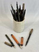 PARKER DUOFOLD 'LUCKY CURVE' JUNIOR BUTTON FILL FOUNTAIN PEN - in coral red, and other vintage