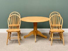 MODERN LIGHT WOOD DINING TABLE & FOUR HOOP BACK CHAIRS - 108cms diameter the circular top on a