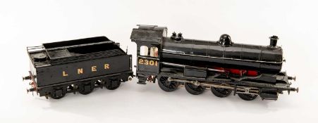 A LIVE STEAM LNER 2301 0-8-0 Q6 LOCOMOTIVE & TENDER, 3 1/4 gauge scratch built model, in gloss