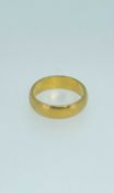 22CT GOLD WEDDING BAND, ring size O, 6.5gms Provenance: private collection Cardiff Comments: minor