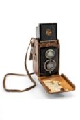 A ROLLEICORD 3.5F MEDIUM FORMAT CAMERA - black, serial no. 3213404, with Carl Zeiss Jena, Triotar