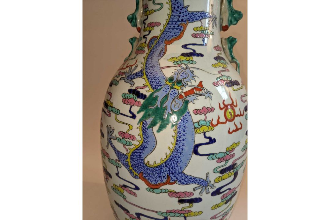 CHINESE FAMILLE ROSE 'DRAGON & CARP' VASE, 20th Century, enamelled with a red 5-clawed dragon - Image 4 of 4