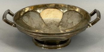 TWO-HANDLED SILVER PRESENTATION BOWL, Birmingham 1924, probably Ernest Druiff & Co, segmented form