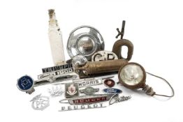 THE MOTORING CLUB HOUSE: GROUP OF EARLY MOTORING HARDWARE including Butler’s 1625 spotlight lamp,