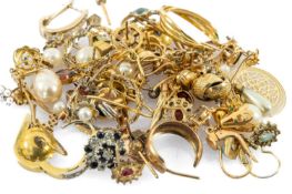 ASSORTED JEWELLERY comprising mainly various odd earrings set with assorted semi-precious gems