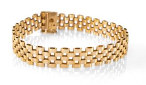 9CT GOLD BRICK LINK BRACELET, 19cms long, 12.4gms in Boodle & Dunthorne box Provenance: private