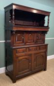 WELSH OAK TRIDARN Snowdonia (Eryri), circa 1720-1750, two cupboard base having fielded arched