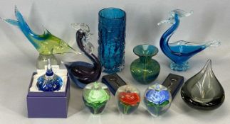 WHITEFRIARS KINGFISHER BLUE BARK VASE FROM THE TEXTURED COLLECTION BY JEFFREY BAXTER, 19cms H,