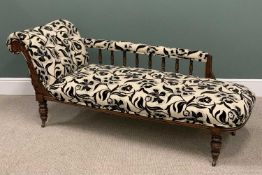 STYLISHLY UPHOLSTERED EDWARDIAN MAHOGANY CHAISE LONGUE, later black-floral patterned fabric, 77cms