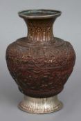 Asiatische Kupfervase
