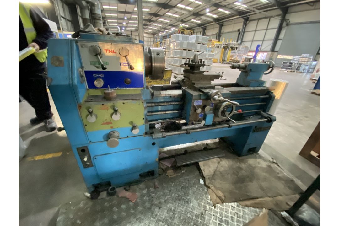 Takisawa TNL SS & SC Centre Lathe, serial no. NT88110196, year of manufacture 1988, approx. 400mm - Image 1 of 5