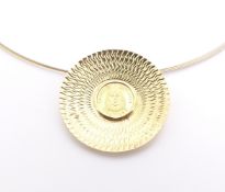 Kette mit Münzanhänger, 20. Jh.