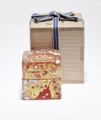 Fujita, Kyohei: Deckeldose (Kazaribako) in originaler Holzschatulle