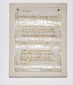 Sherman, Elly: Glasobjekt mit Gedicht auf einem Blatt