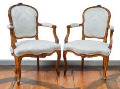 Paar kleine Fauteuils, Um 1770