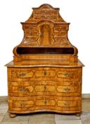 Barockkommode mit Aufsatz, Süddeutschland, um 1760
