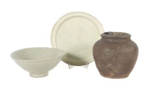 Schale, Teller und Vase China/Annam,