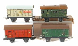 4 Güterwagen Märklin, Spur H0, 1 x