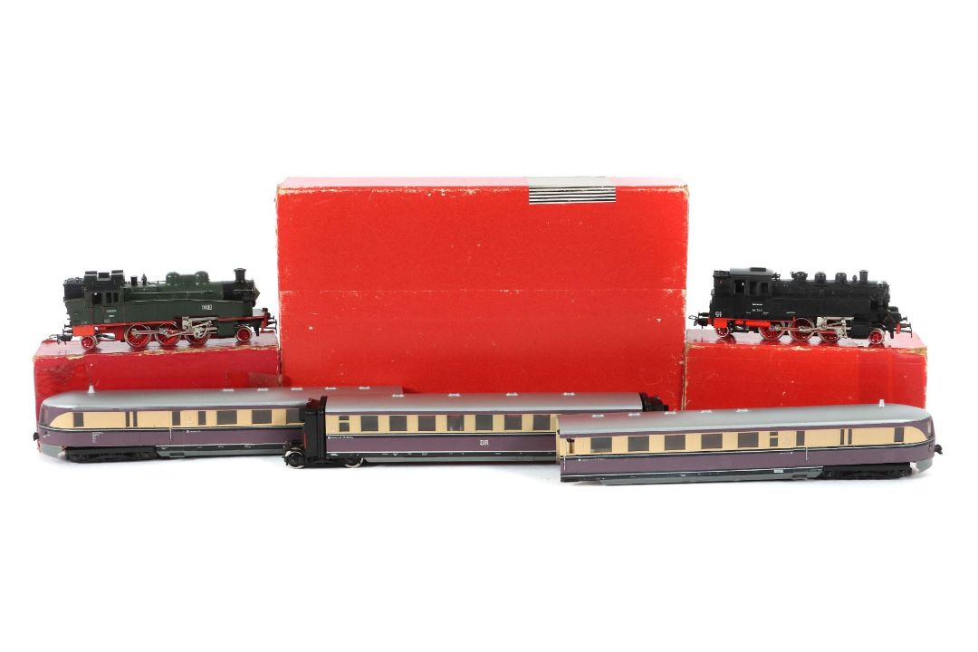 Schnelltriebwagen + 2 Dampflok Gützold
