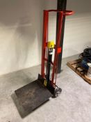 Wesco Hydraulic Platform Lift