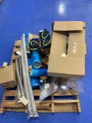 Pallet of misc parts