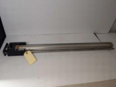 Cylinder Assembly with Guide