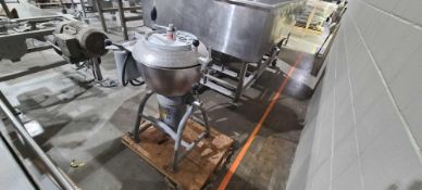 Hobart VCM40 Bowl Slicer